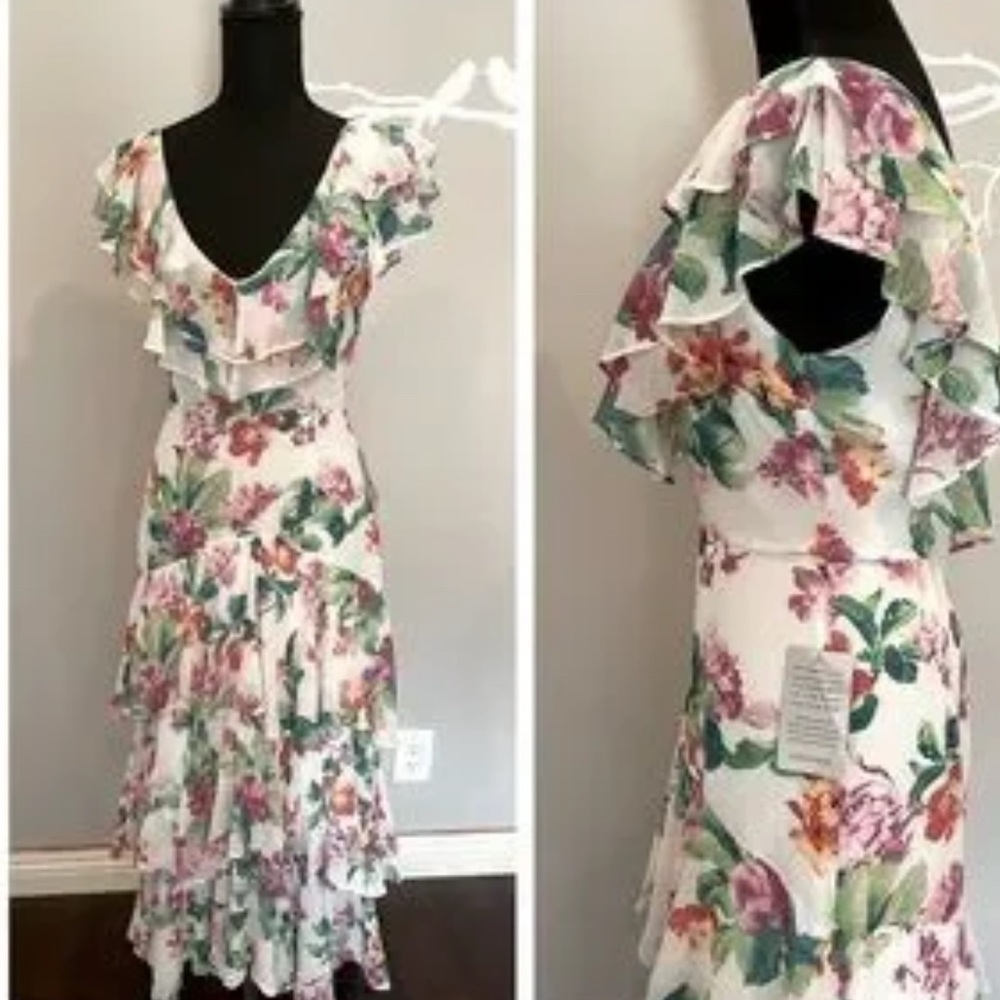 Wayf Floral V-Neck Ruffle Dress, small